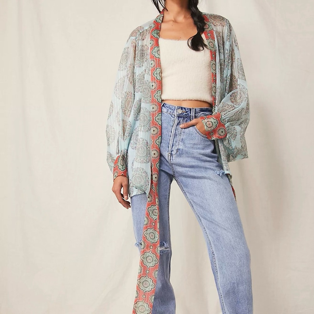 NWOT Free People Kantha Shimmer Tie Front Kimono - Picture 2 of 8